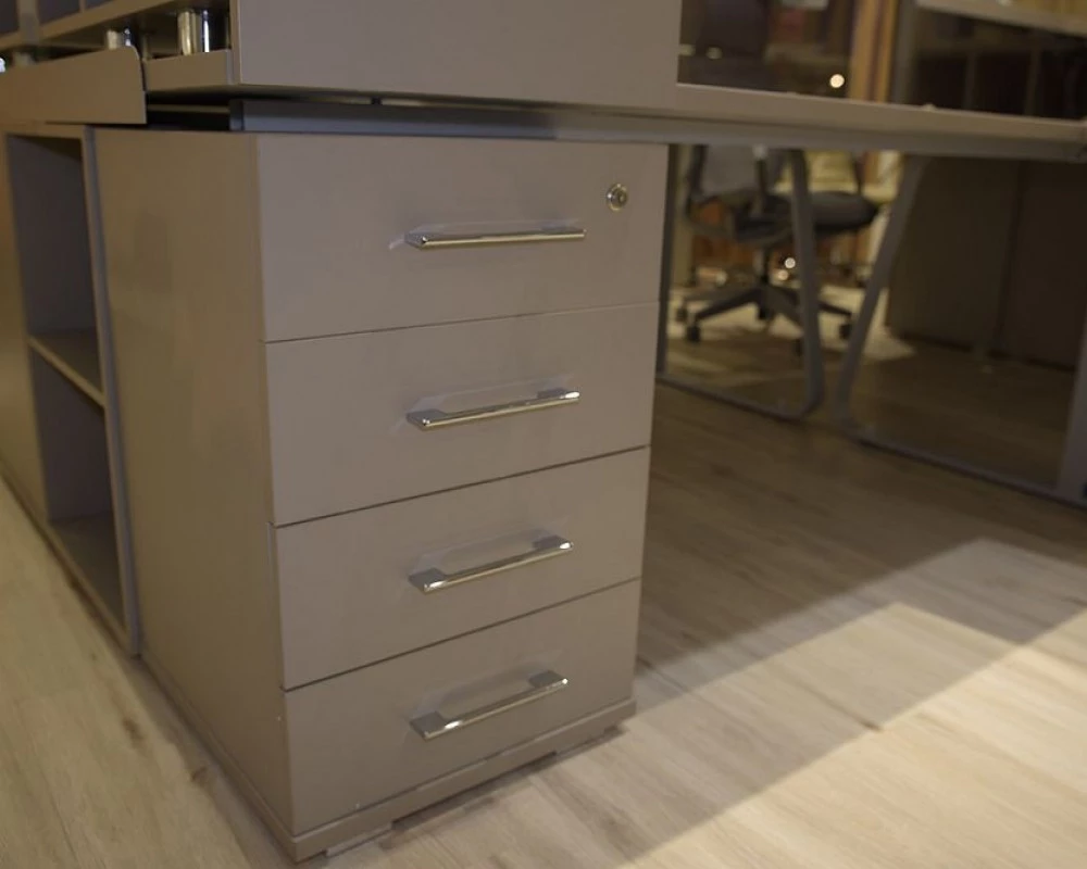 Мебель для персонала Genesis Operative