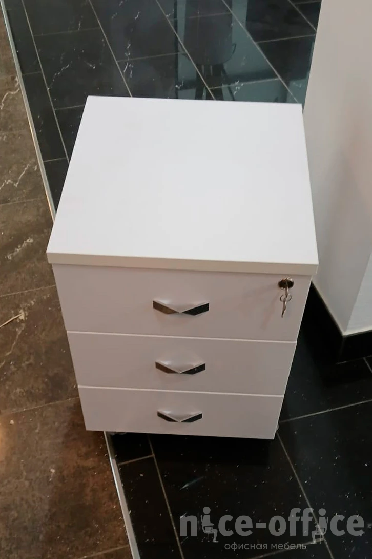 Тумба мобильная 432x460x611 Onix Direct фото в интерьере 2