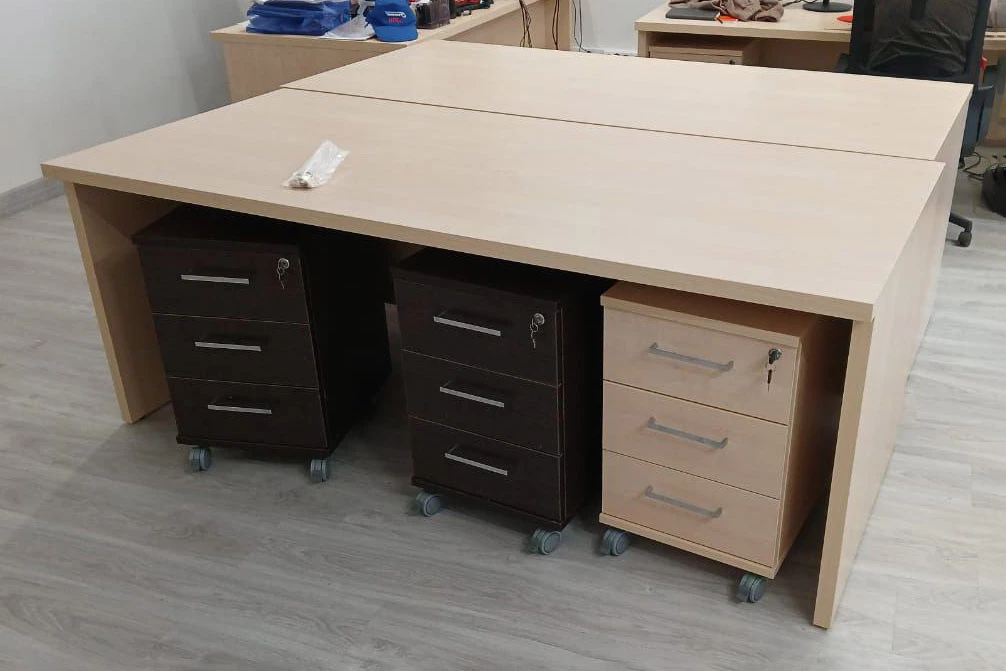 Тумба мобильная с замком First фото в интерьере 1